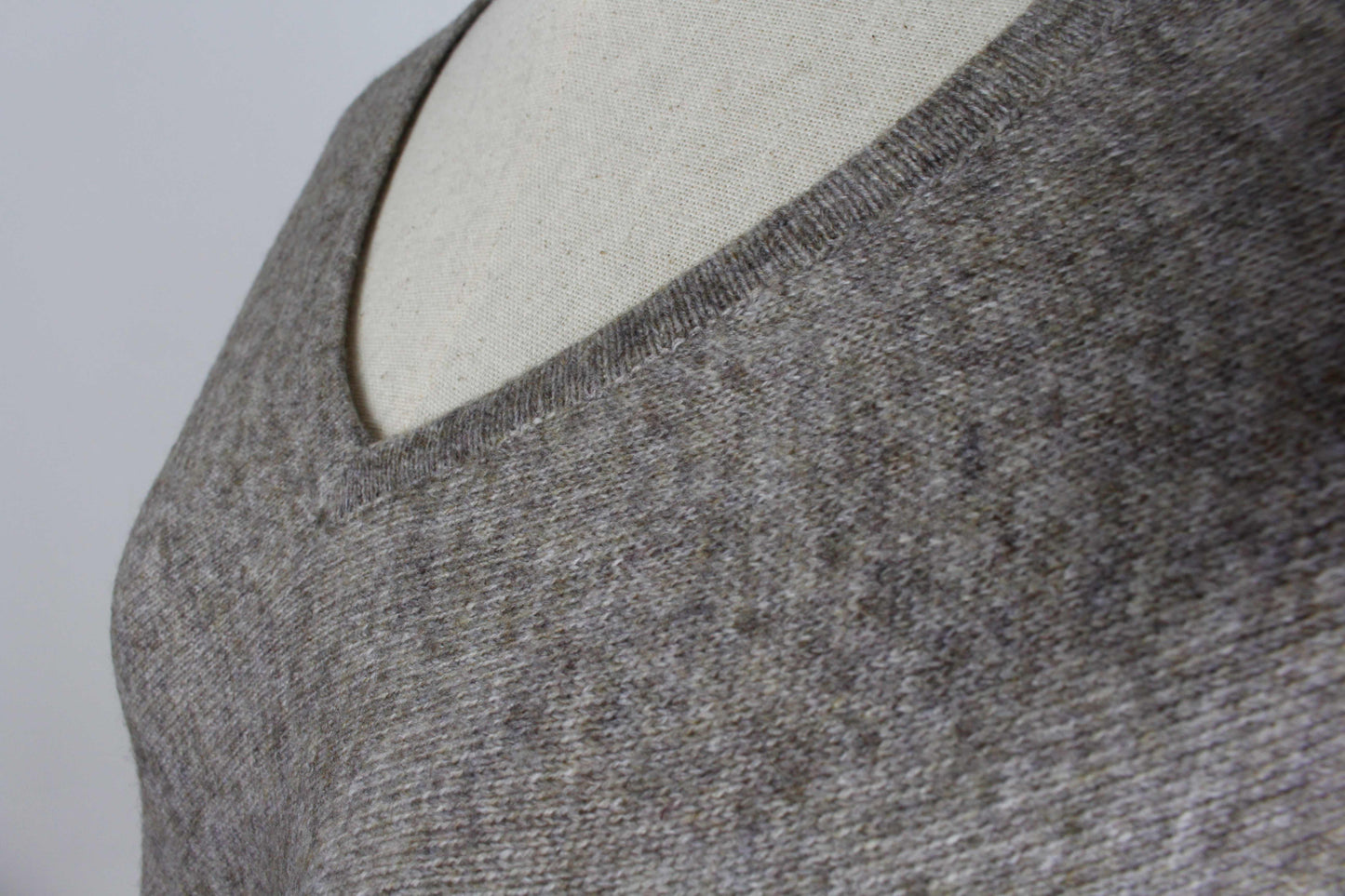 100% Cashmere Corn Silk Brown Poncho For Women