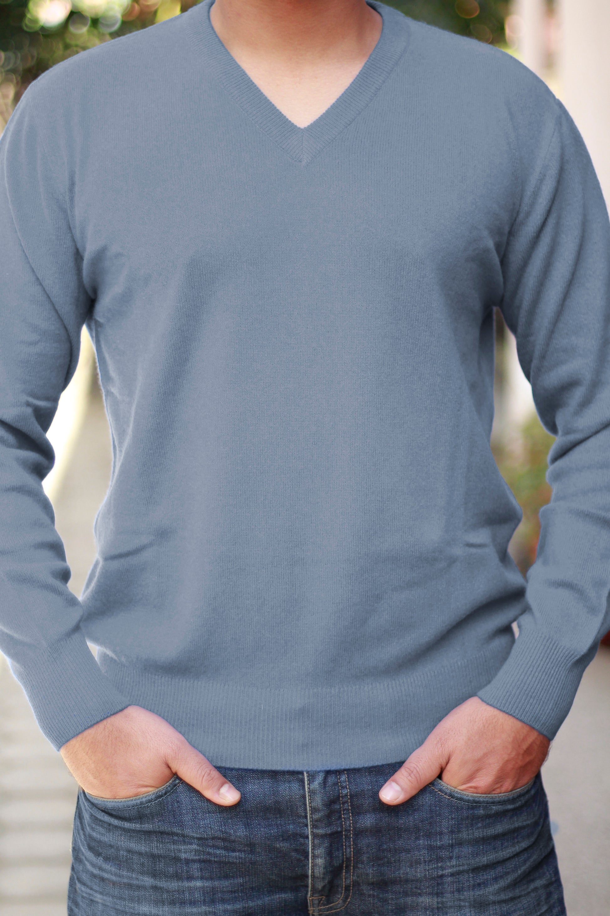 Male-Model standing thumbs-in-pockets pose wearing Roman Silver Gray Cashmere Sweater V-Neck Pullover