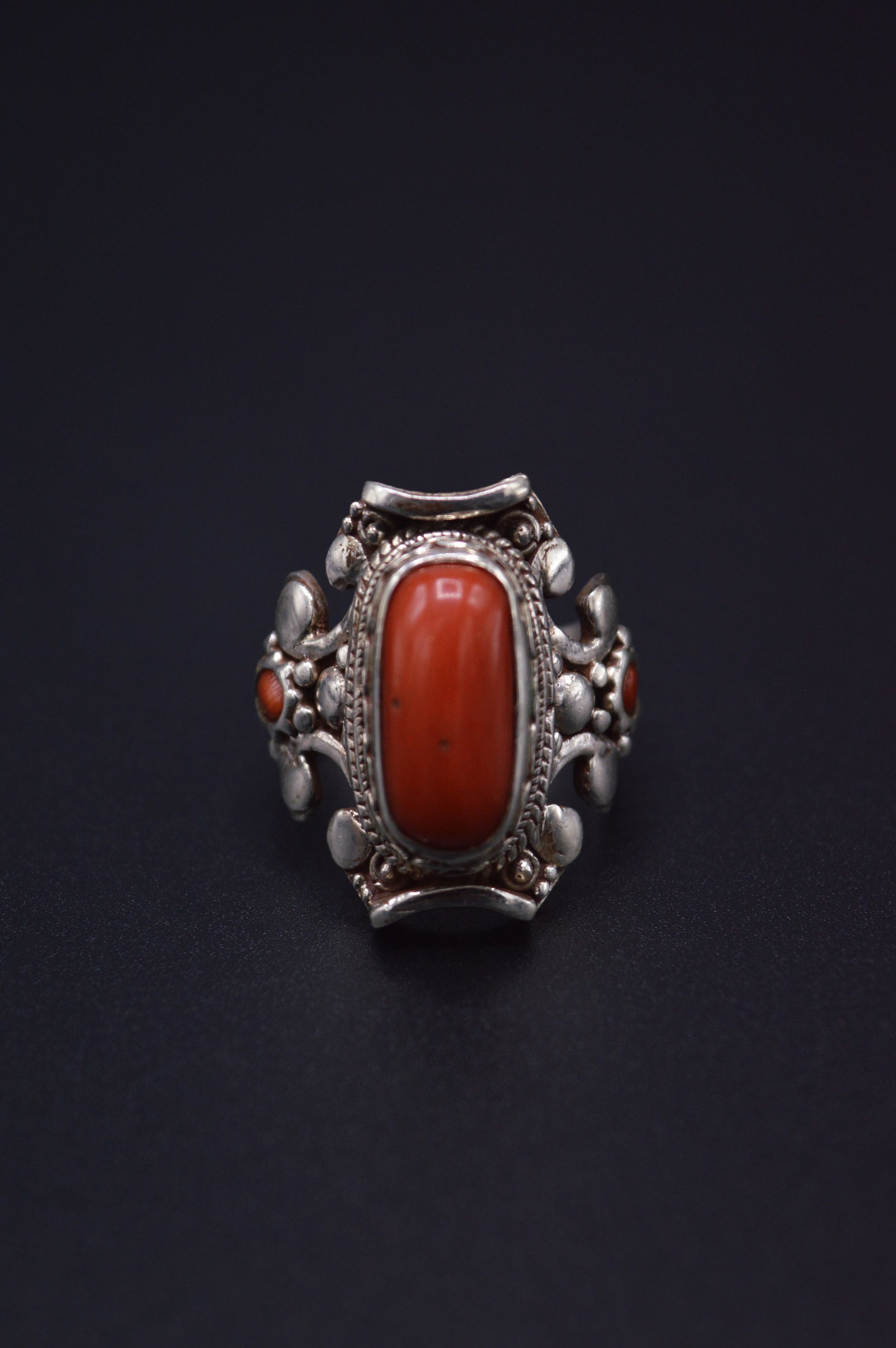 RED CORAL STONE STERLING SILVER OVAL FINGER RING FOR WOMEN
