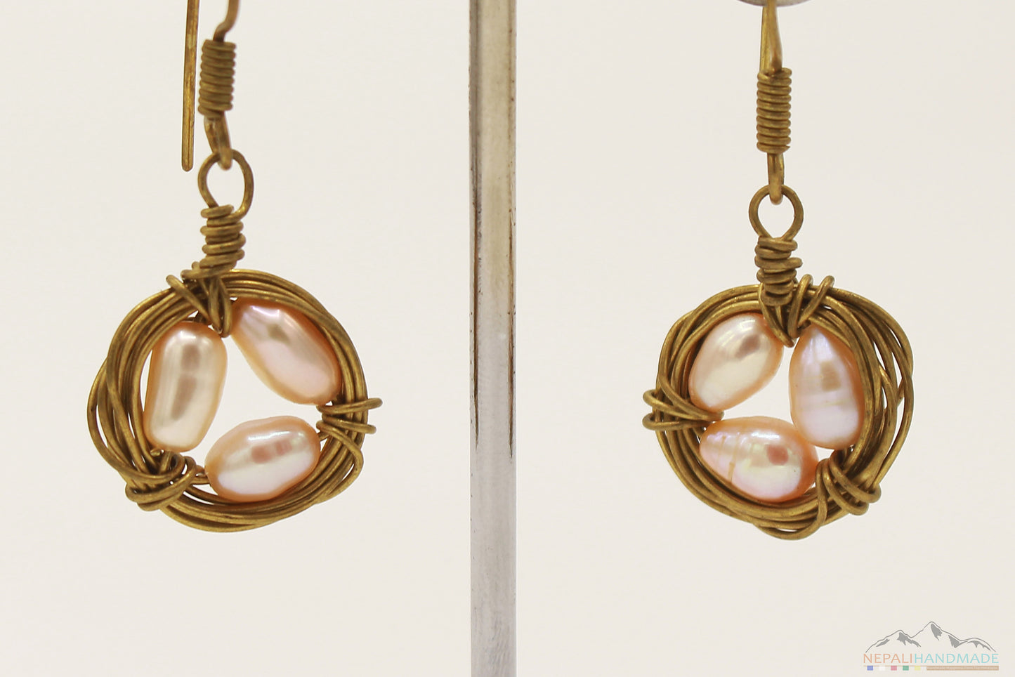 NEST FULL OF EGGS WIRE ART PEARLS DANGLE EARRING