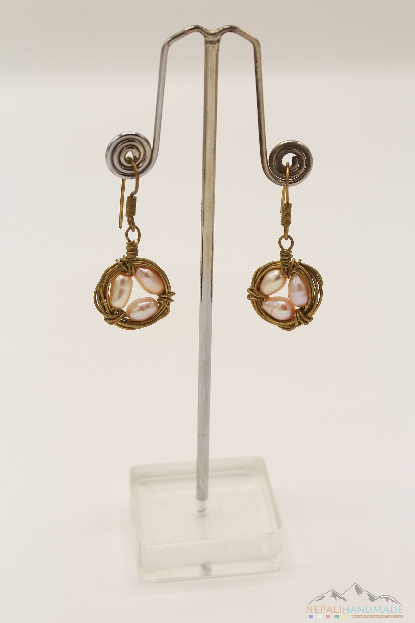 NEST FULL OF EGGS WIRE ART PEARLS DANGLE EARRING