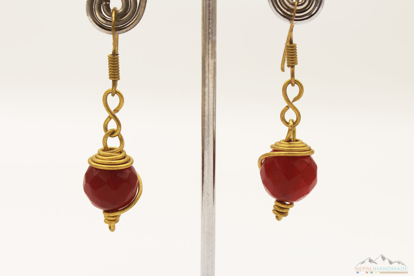 BLOOD RED STONE WIRE ART DROP EARRING