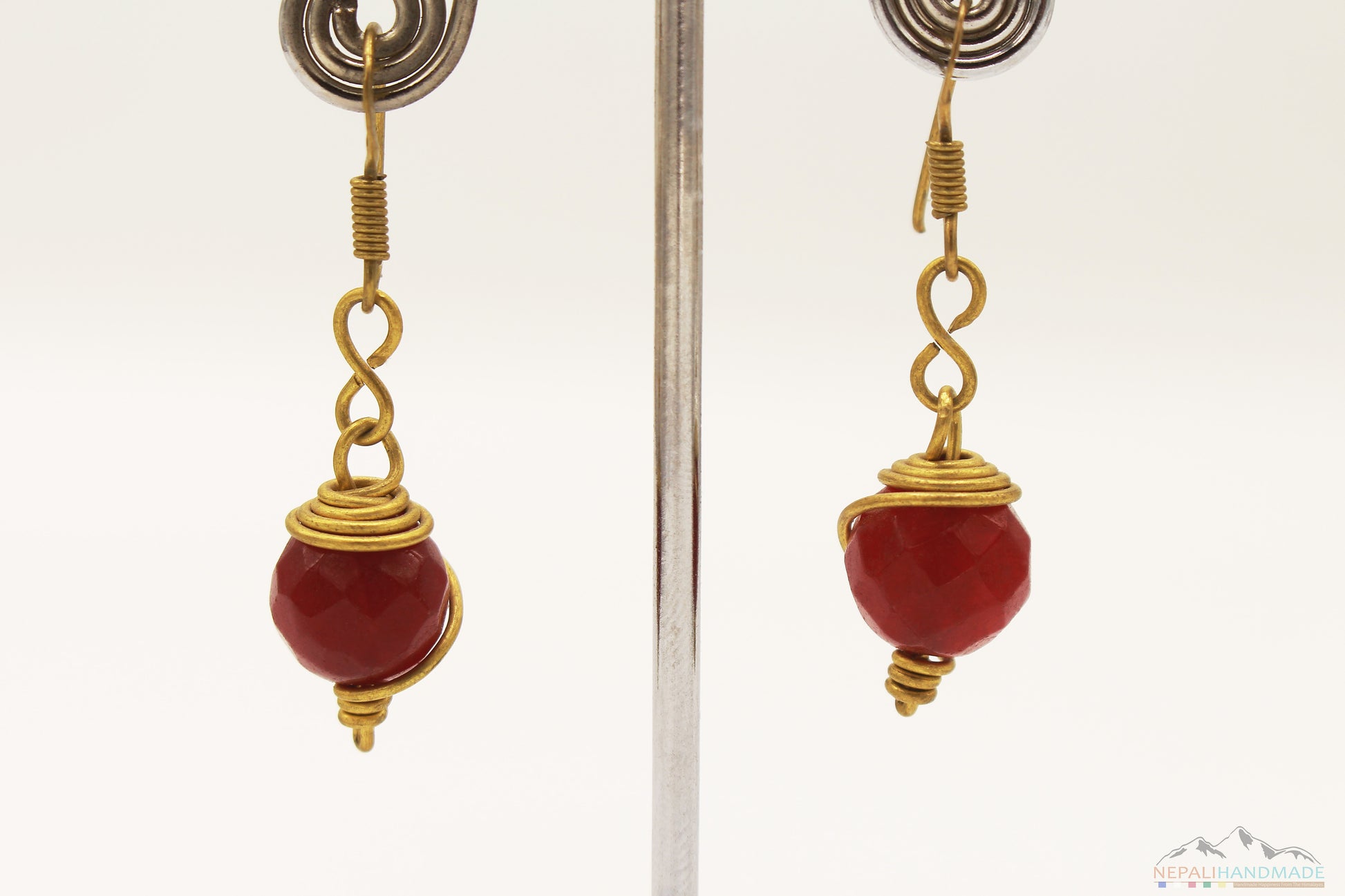 BLOOD RED STONE WIRE ART DROP EARRING