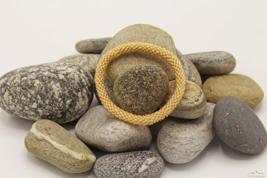 Shiny Khaki Yellow Glass Beads Roll On Bracelet