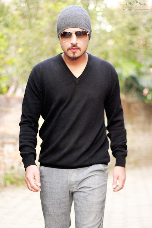 Men's Black Cashmere Sweater V-Neck Pullover - preview 2