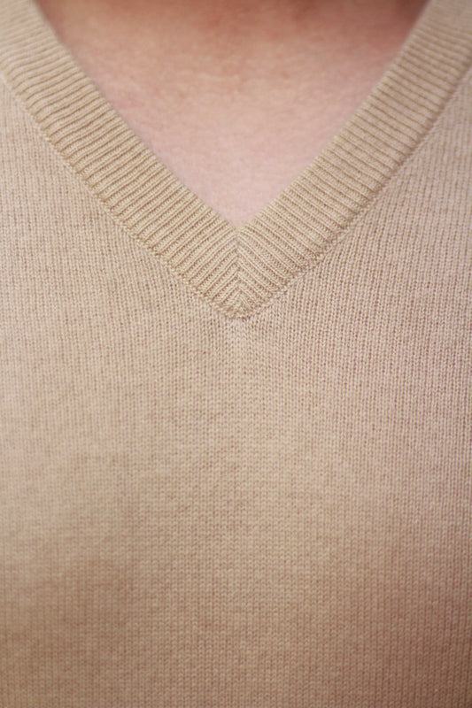 Men's Wheat-Brown Cashmere V-Neck Sweater