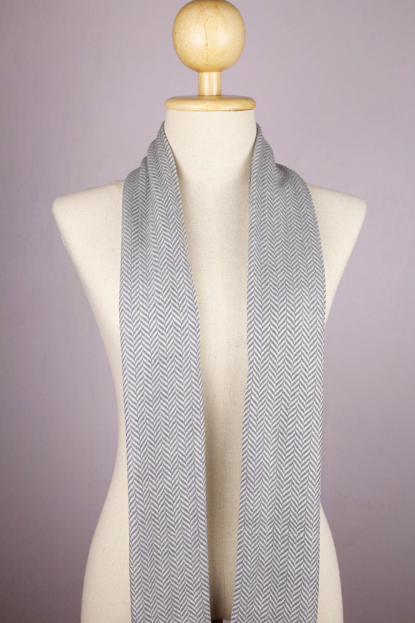 100% Wool Chevron Gray Scarf/Muffler