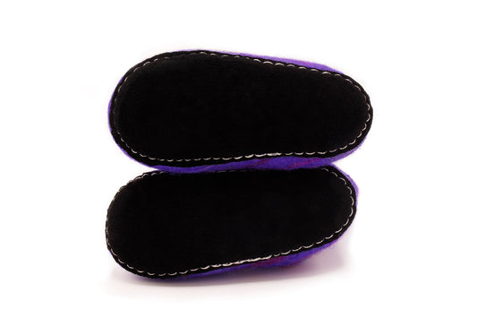 Imperial Purple Hand Felted Wool Baby Booties, Jester Style Baby Booties - Boys & Girls, Made with 100% Natural Wool & Genuine Leather Soles, Handmade in Nepal - Artisan Craftsmanship, Eco-Friendly Baby Booties - Sustainable Materials, Warm and Cozy Fit for Baby's Feet, Genuine Leather Soles for Added Traction, No Inner Seams - Maximum Comfort, Gentle Washing Recommended for Longevity, Non-Allergic Natural Wools - Gentle on Baby's Skin, Variations in Size and Color Due to Felting Process.