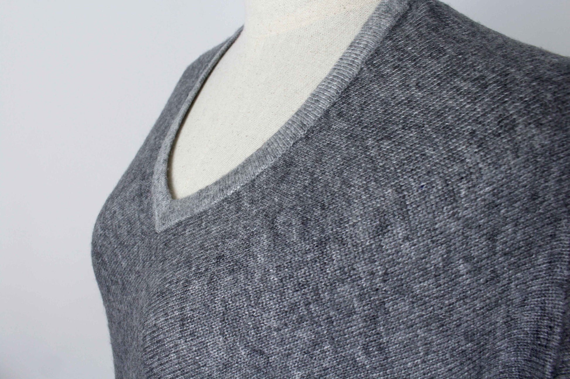 100% Cashmere Bottom Striped Dark Gray Women's Poncho