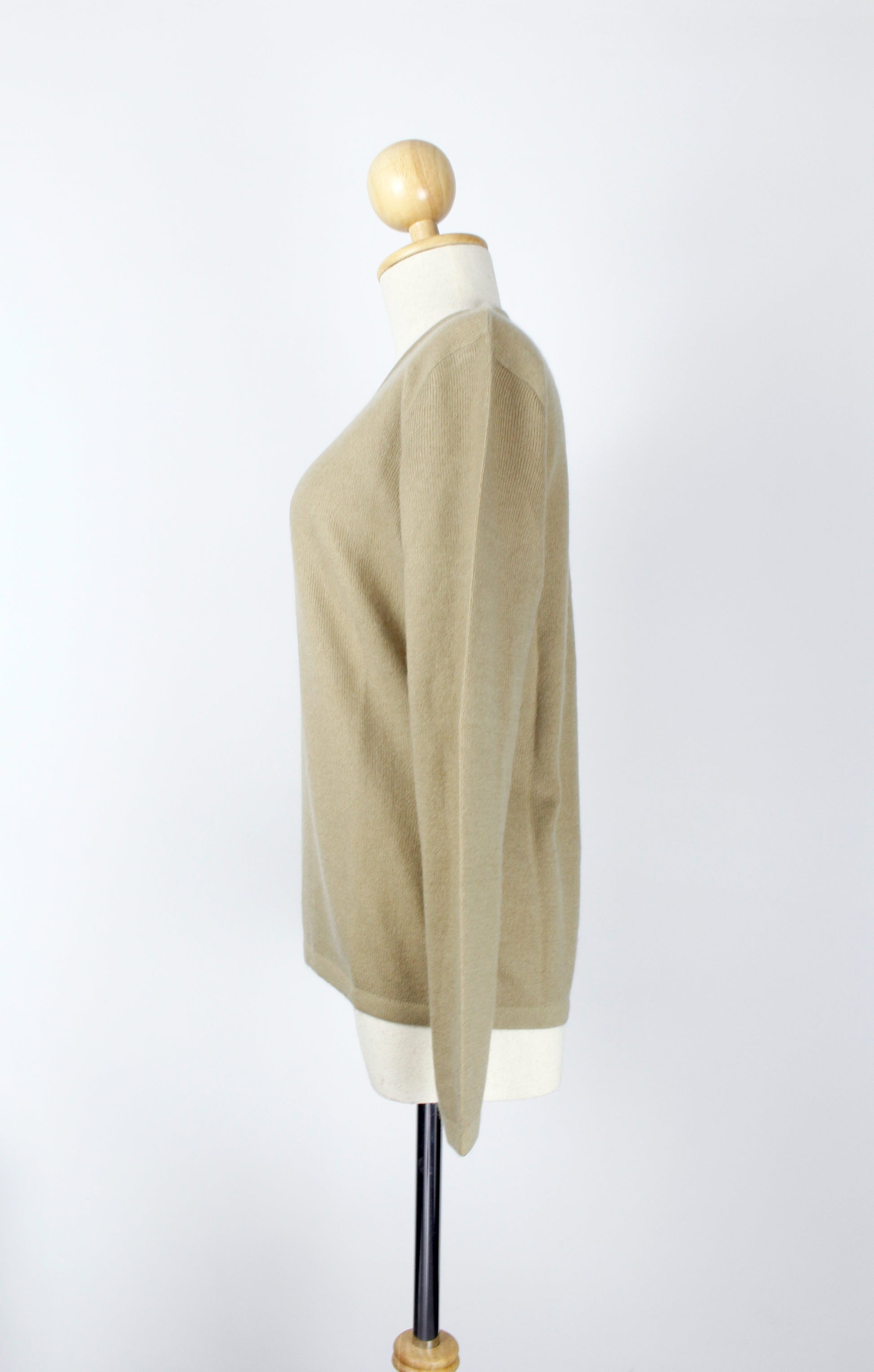 Bisque V-Neck Cashmere Pullover Sweater For Women